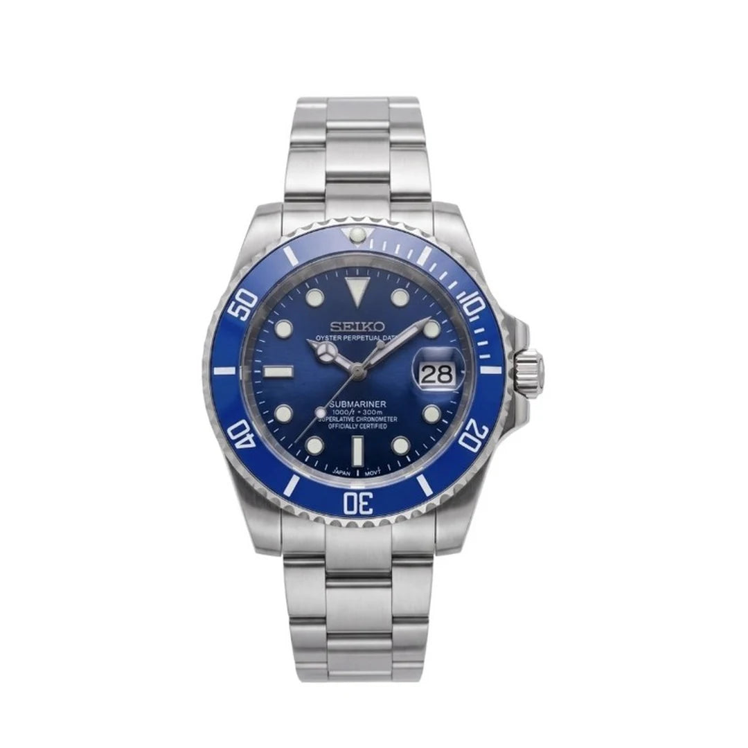 Divers-style watch, blue