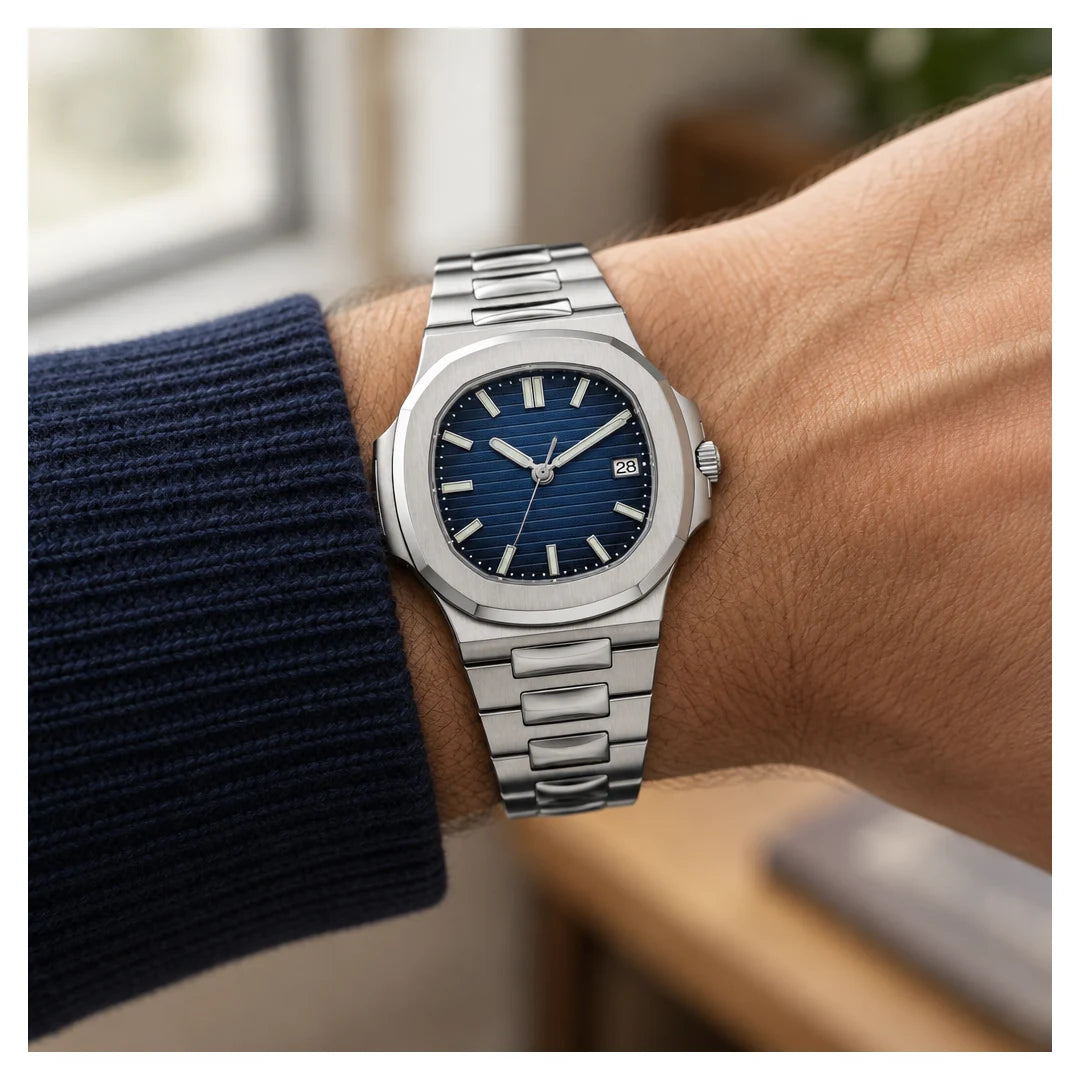 Integrated Automatic, Midnight blue, on the wrist